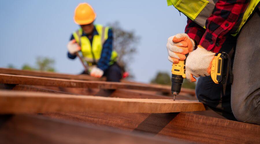 Professional gutter cleaning in Oak Ridge, LA